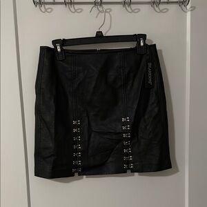 Blank NYC Black Faux  Leather Skirt  Size 26 NWT